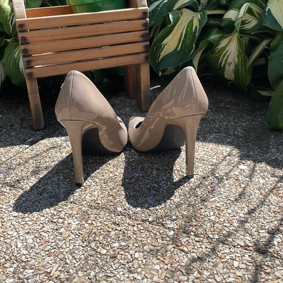Calvin Klein Brady Heels - Picture 5 of 5